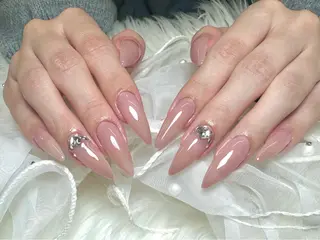 ネイル 丸山 春花のネイルデザイン