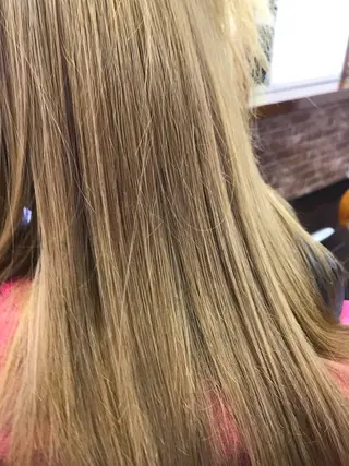 セミロング カラー 桧山 真のヘアスタイル