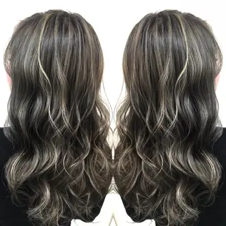 ロング カラー 井上 一平のヘアスタイル