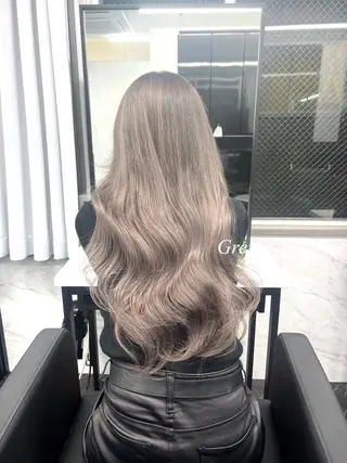 ロング カラー シールエクステ特化 ハイトーン、NANAのヘアスタイル