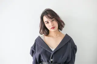 カラー pole/apartment所属・💓パーマ，💗 レイヤーカットのヘアスタイル