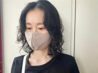 ミディアム カラー パーマ ボブ、ミディアム得意 🤍Emmy🤍のヘアスタイル