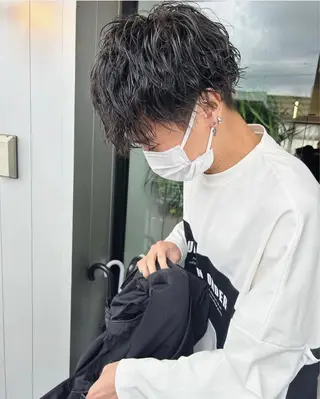 パーマ メンズ 狭間 千晴のヘアスタイル