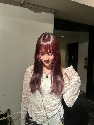 ロング カラー s u z uのヘアスタイル