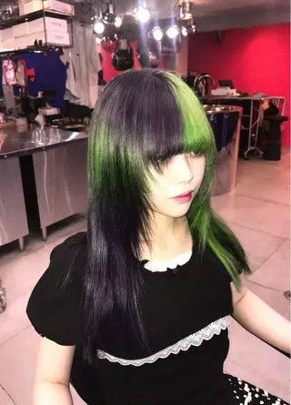 ロング カラー ヘアアレンジ HARUNA/原宿/ デザイン/カットのヘアスタイル