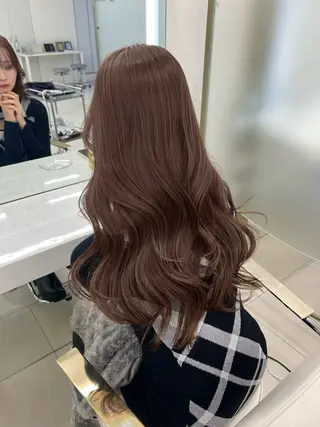 ロング 顔周りカット/髪質 改善/透明感カラーのヘアスタイル