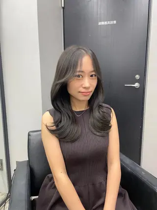 ロング 新宿/韓国ヘア/ 髪質改善ストレートのヘアスタイル