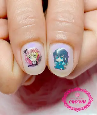 ネイル CROWN プライベートサロンのネイルデザイン