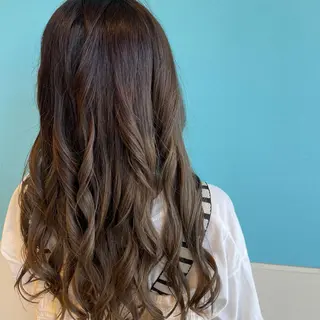 ロング カラー 日置 大智のヘアスタイル