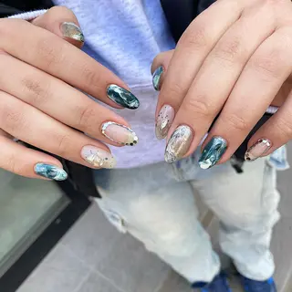 ネイル Yumi ユミのネイルデザイン