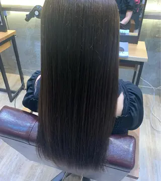 カラー Regalo norte所属・岡 春奈のヘアスタイル