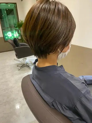 ショート カラー LEO所属・坂井田 浩樹のヘアスタイル
