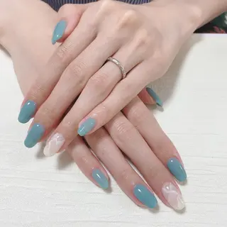 ネイル レ ティリンのネイルデザイン