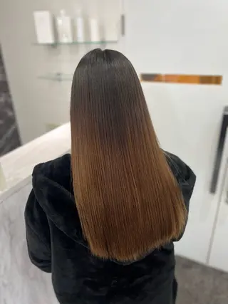 セミロング THE  ESCALA表参道所属・Hana🌷/ 透明感/艶髪/表参道のヘアスタイル