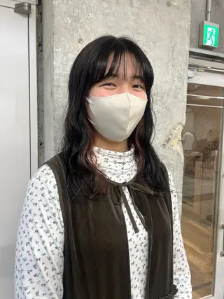 セミロング 伊藤ほのか /パーマ/ショートのヘアスタイル