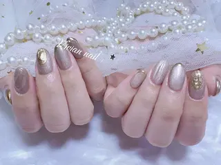 ネイル VIVIAN リサのネイルデザイン