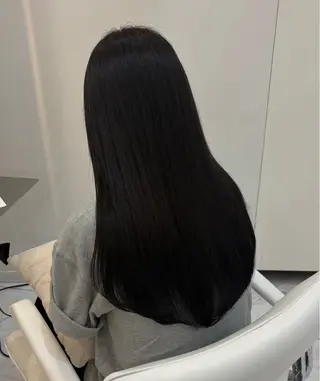 ロング 塚本 有紗のヘアスタイル