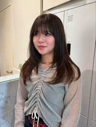 セミロング 茅ヶ崎/ alomのヘアスタイル