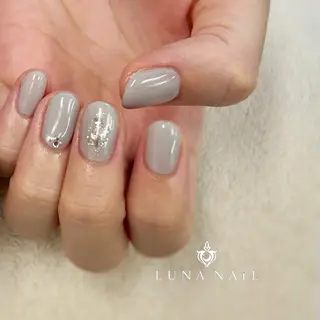 ネイル アトリエ　ミモザ所属・いまむら あかりのネイルデザイン