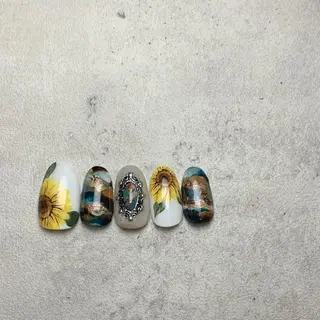 ネイル atelier FIORITURA所属・FIORITURA aiのネイルデザイン