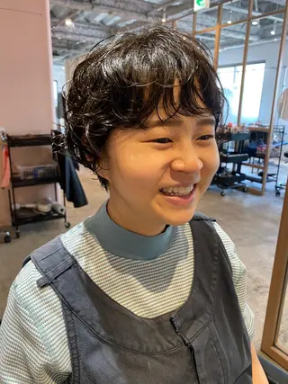 ショート カラー パーマ Hayashi Shioriのヘアスタイル