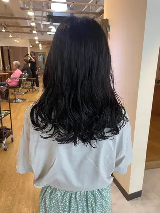 セミロング パーマ 宮本 いぶきのヘアスタイル