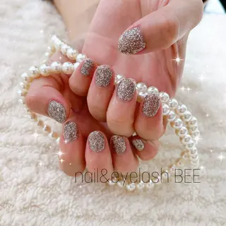 ネイル NailBee銀座店 🤎Akaのネイルデザイン