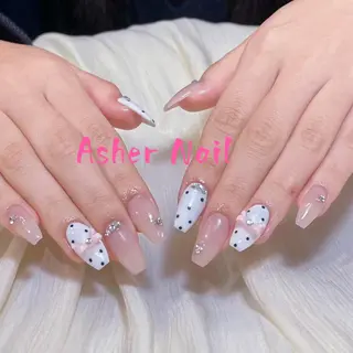 ネイル Mio ⛱のネイルデザイン