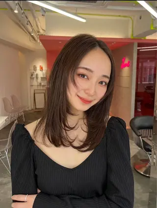 ミディアム 山崎/ボブ縮毛矯正 レイヤー髪質改善のヘアスタイル