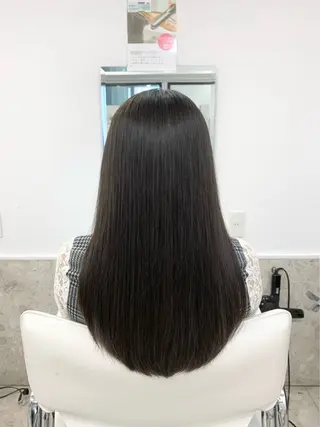 ロング 外崎 美柚のヘアスタイル