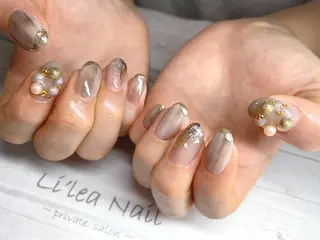 ネイル Li'leaNail AINAのネイルデザイン