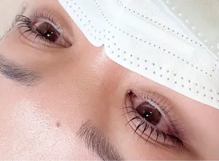 マツエク・マツパ YELLbyshowroom所属・アイブロウ YUUKAのマツエク・マツパデザイン