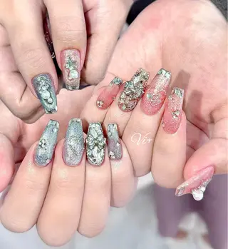 ネイル ✨Nailsalon Vi+✨のネイルデザイン