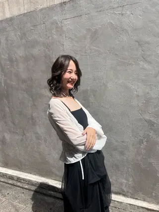 ミディアム 堀 日次のヘアスタイル