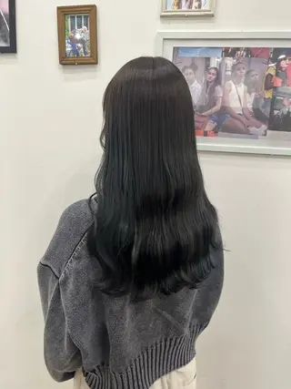 ロング カラー 小池 楓のヘアスタイル
