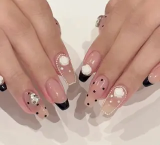 ネイル クイーンズネイル銀座所属・Queeens nailのネイルデザイン