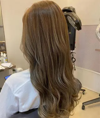 ロング 特化✨透明感カラー 白髪染め✨住田緋菜のヘアスタイル