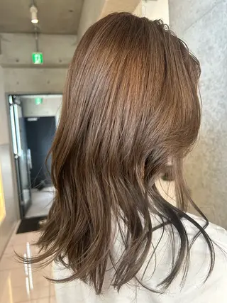 カラー にった みずきのヘアスタイル