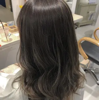 ミディアム カラー レイヤー×髪質改善 ×透明感/杉田 圭のヘアスタイル