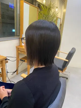 ミディアム 勝海 絢音のヘアスタイル