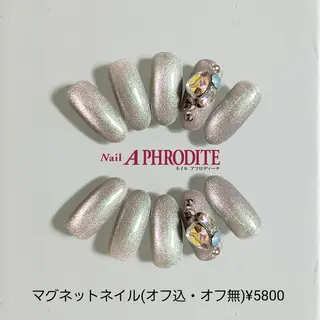 ネイル Nail  Aphroditeのネイルデザイン