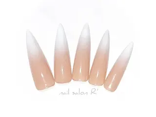 ネイル nailsalon R’のネイルデザイン