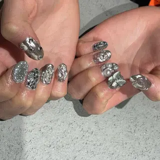 セミロング m kaori𓃟のネイルデザイン