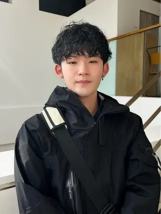 パーマ メンズ Qin shaire salon 原宿verno店所属・【センターパート】 ETO／江藤翼の眉毛・アイブロウイメージ