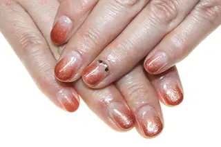 ネイル fujinail(バーバーフジノ)所属・藤野 智美のネイルデザイン