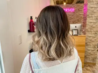 セミロング SALOWIN心斎橋Suite店所属・洗っても取れない 髪質改善|OJIROのヘアスタイル