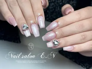ネイル E.N🦋 長さ出し/持ち込みのネイルデザイン