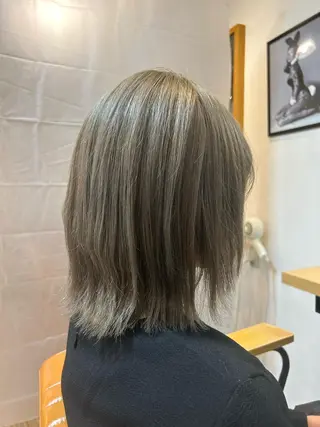 ミディアム カラー glam ミサキのヘアスタイル