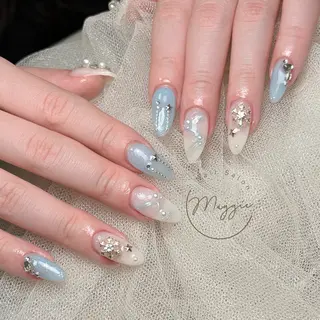 ネイル Maggie Nail🦩のネイルデザイン