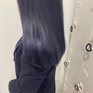 ロング 寒色＆ブリーチ特化 寒色MiOのヘアスタイル